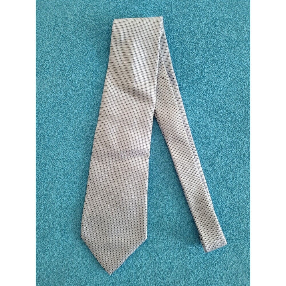 GIORGIO ARMANI Silk Necktie Made in Italy Light Blue Shimmering Fine Textured
